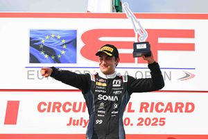 Garfias (Motopark) takes third win in three rounds